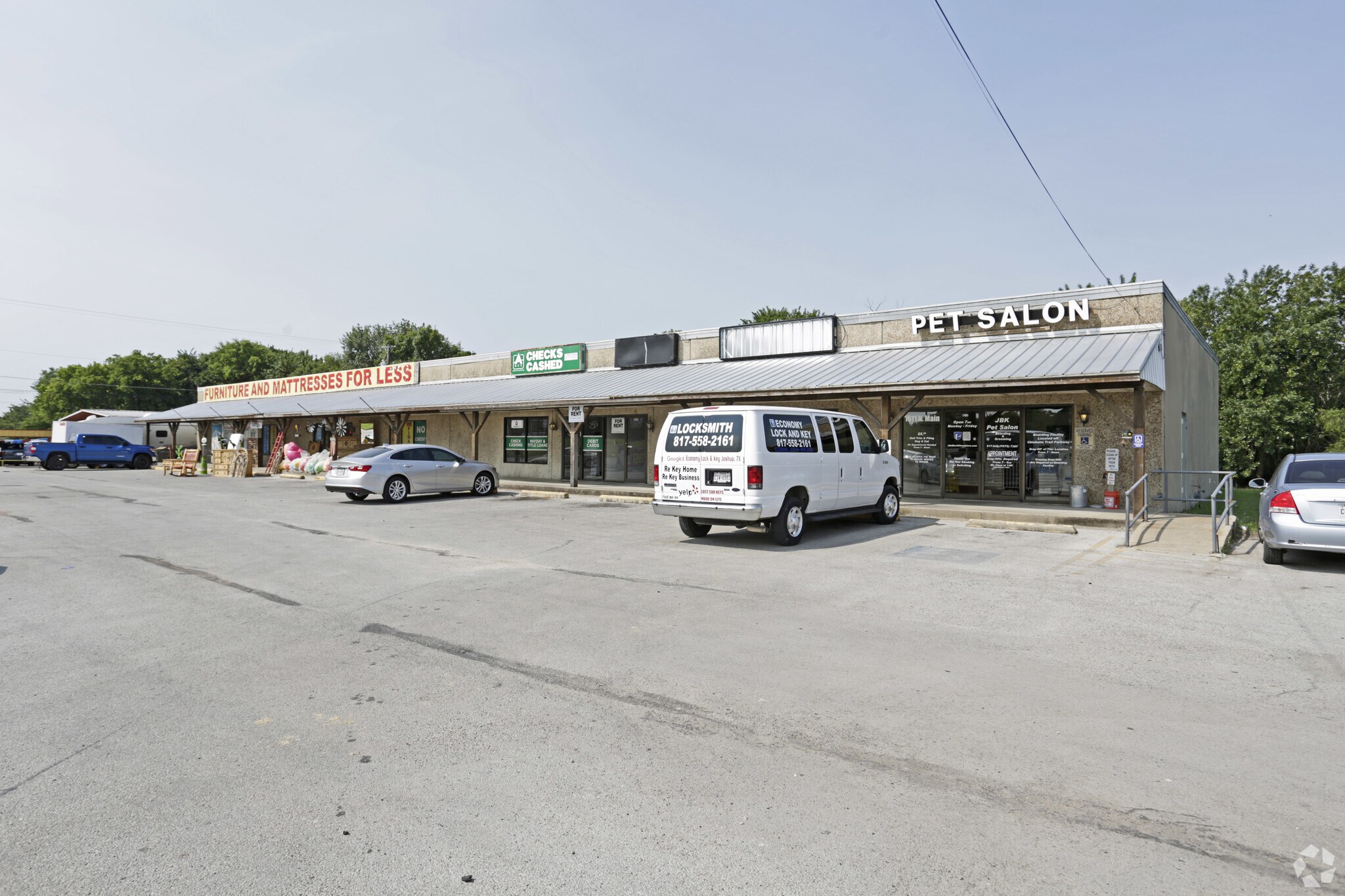 1605-1611 N Main St, Cleburne, TX for sale Primary Photo- Image 1 of 1