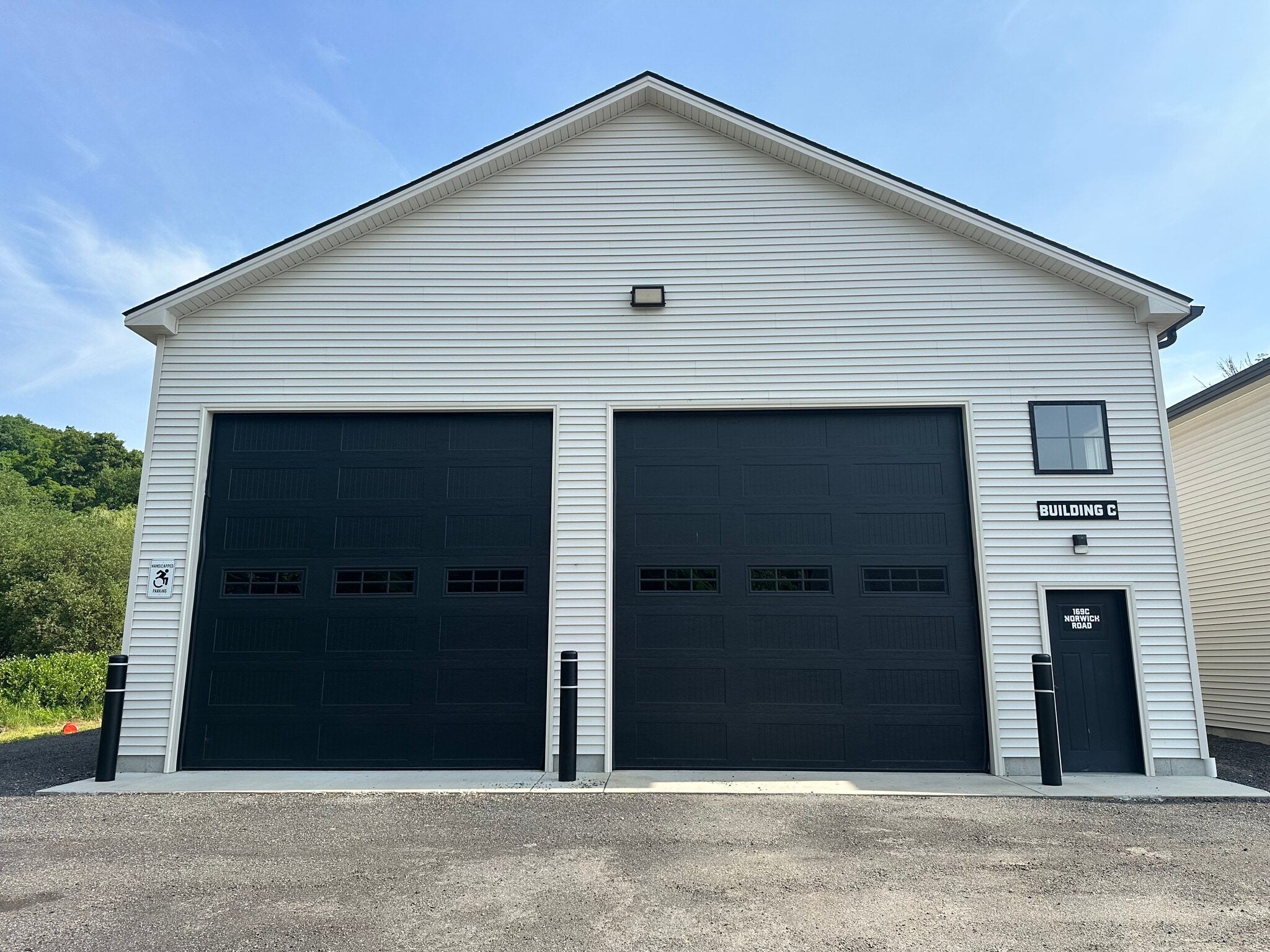 169 Norwich Rd, Plainfield, CT for lease Building Photo- Image 1 of 8