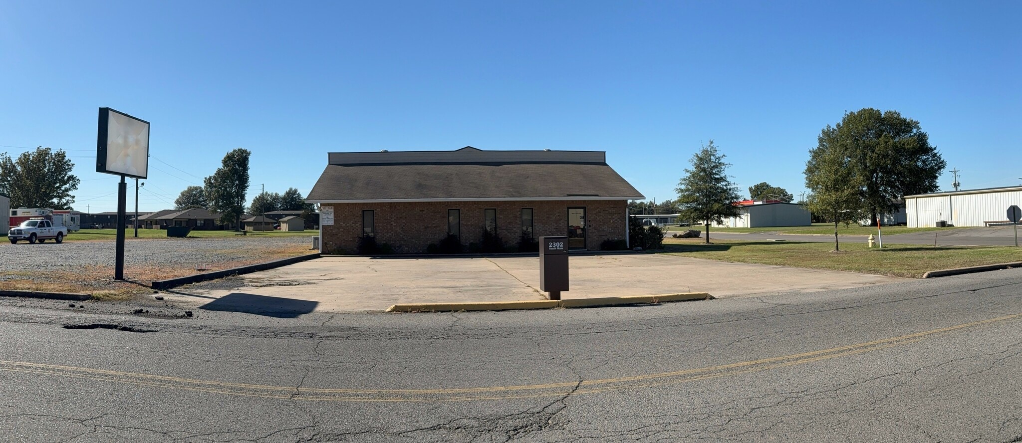 2302 S Main St, Stuttgart, AR for lease Building Photo- Image 1 of 13