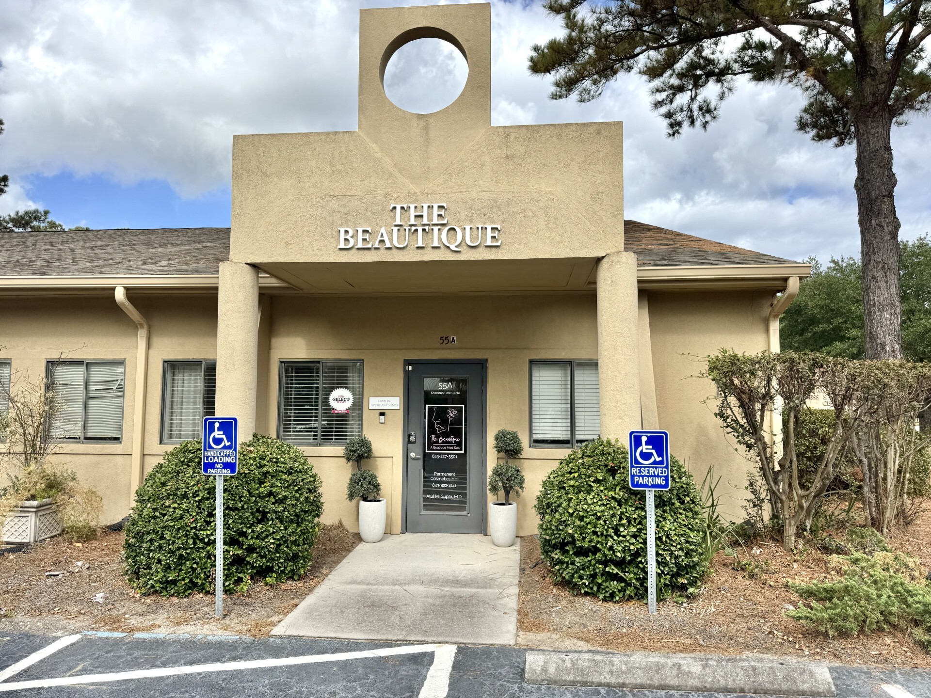 55 Sheridan Park Cir, Bluffton, SC for lease Building Photo- Image 1 of 13