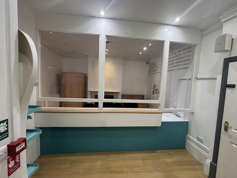 16-20 Brunswick Pl, Southampton for lease - Building Photo - Image 3 of 9