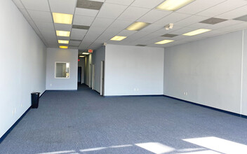 37005-37125 S Gratiot Ave, Clinton Township, MI for lease Interior Photo- Image 1 of 2