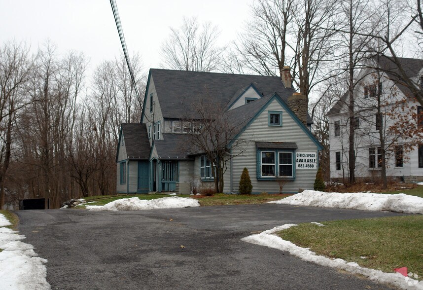 523 E Genesee St, Fayetteville, NY for sale - Primary Photo - Image 1 of 1