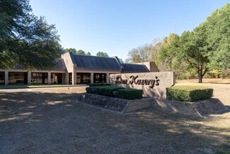 More details for 1919 Chadwick Dr, Jackson, MS - Retail for Sale