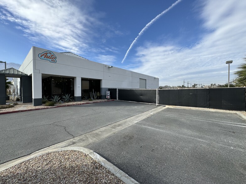 1229 S Gene Autry Trl, Palm Springs, CA for sale - Building Photo - Image 1 of 1