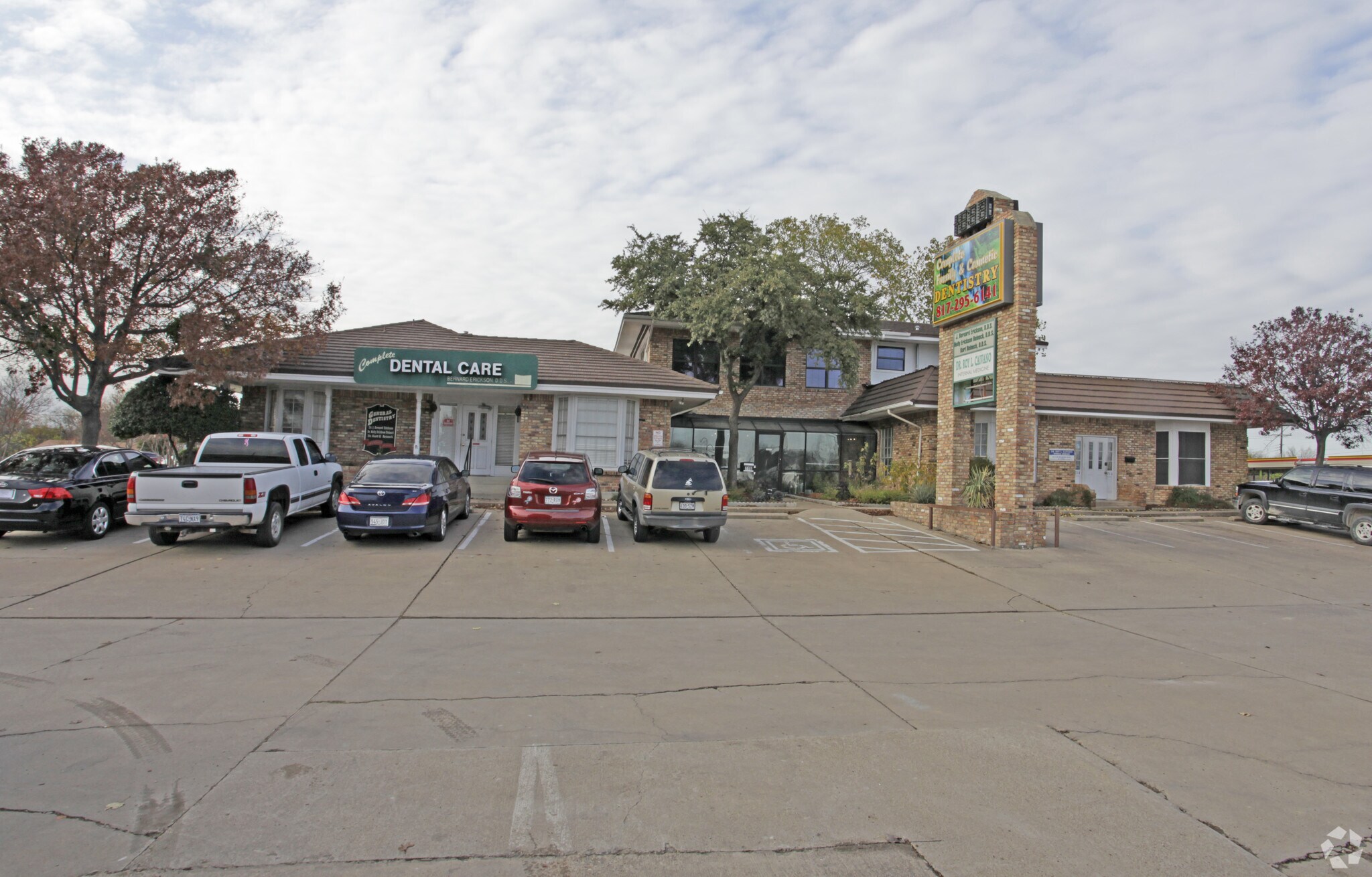 712-720 SW Wilshire Blvd, Burleson, TX for sale Primary Photo- Image 1 of 1