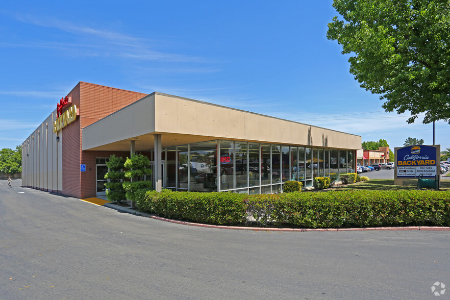 2901-2989 Arden Way, Sacramento, CA for lease - Building Photo - Image 2 of 6