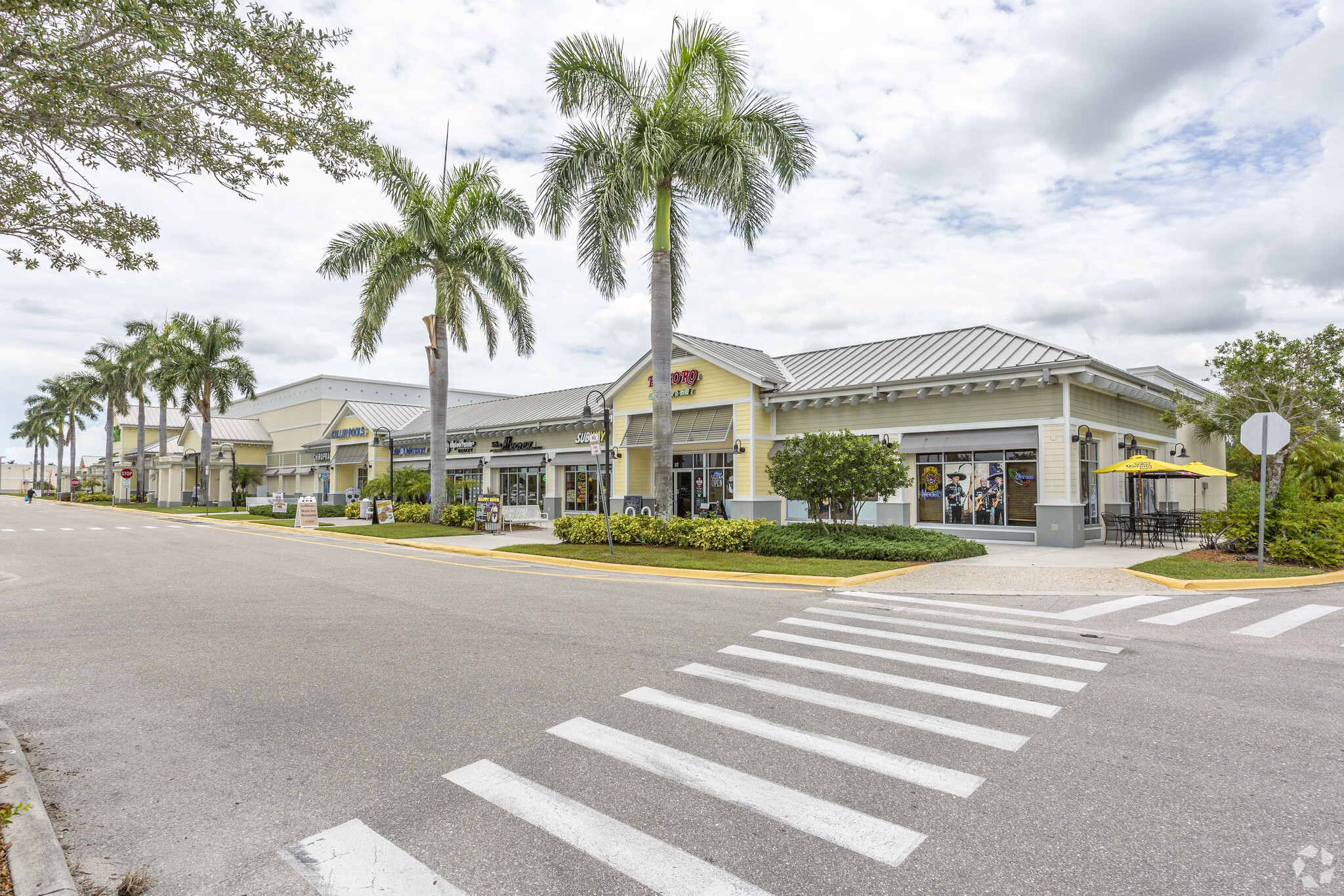 3015 SW Pine Island Rd, Cape Coral, FL for lease Primary Photo- Image 1 of 11