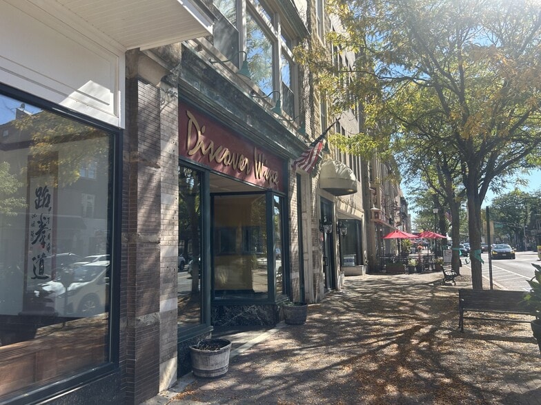 66 W Main St, Somerville, NJ for lease - Building Photo - Image 2 of 9