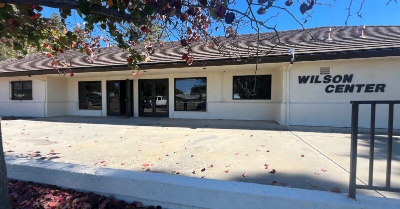 463 S Stage Coach Ln, Fallbrook, CA for lease - Building Photo - Image 1 of 1