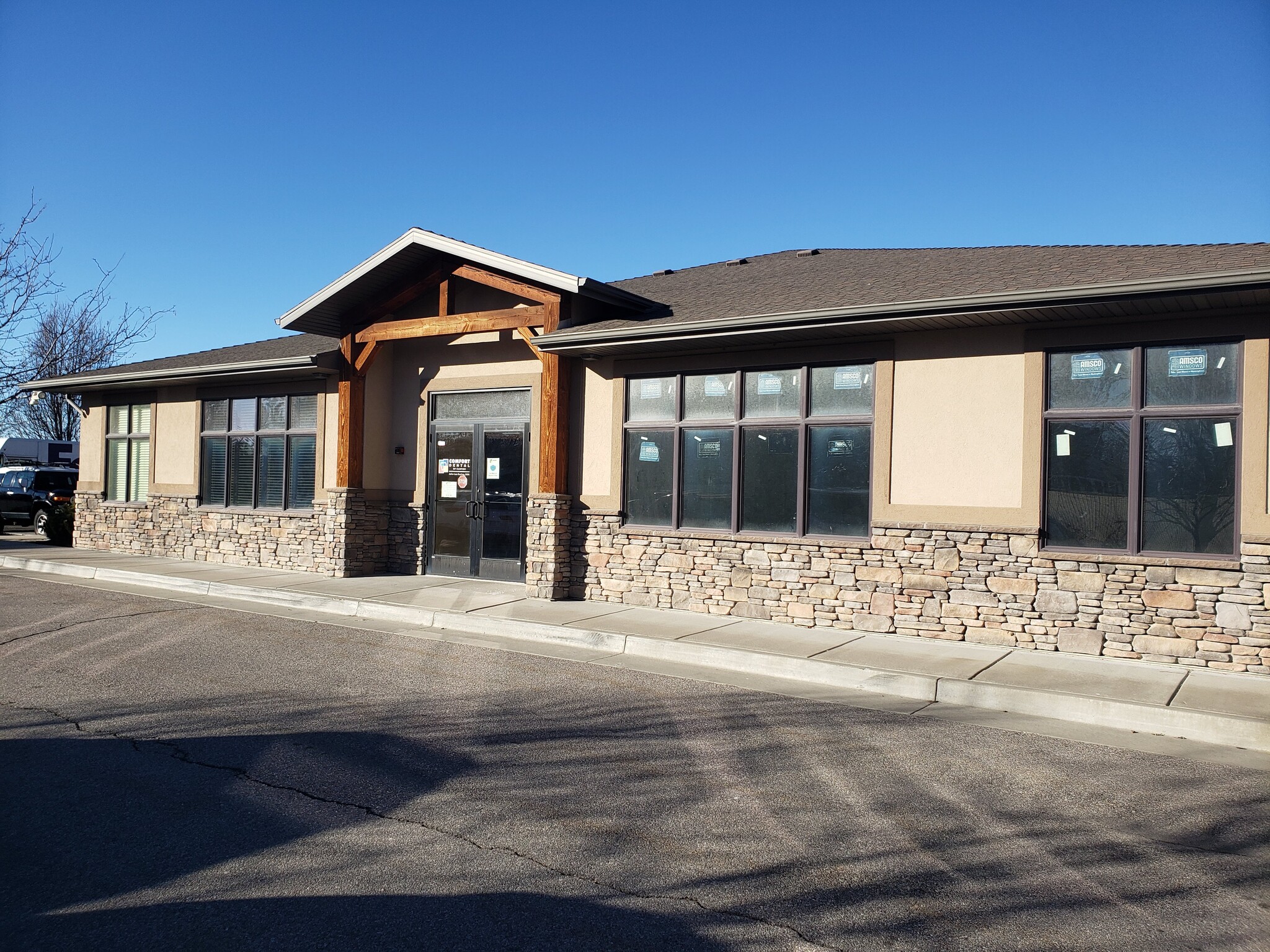 2207 W 1800 N, Clinton, UT for lease Building Photo- Image 1 of 5