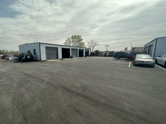 521 Santa Fe Dr, Pueblo, CO for lease - Building Photo - Image 2 of 26