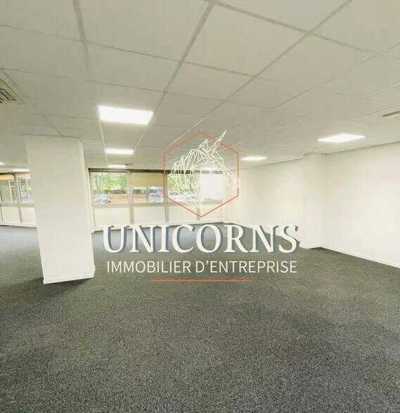 Office in Blagnac for lease - Building Photo - Image 2 of 10