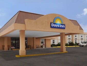 600 Days Blvd, Conneaut, OH for sale - Building Photo - Image 1 of 1