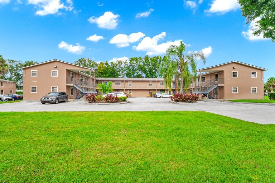 640 8th St, Holly Hill, FL for sale - Building Photo - Image 1 of 13