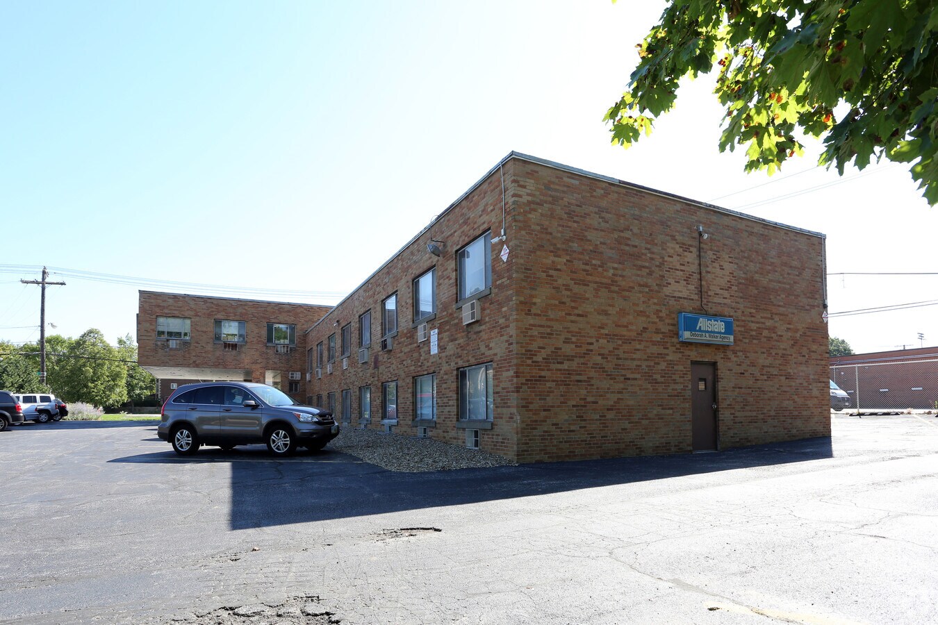 2000 Lee Rd, Cleveland, OH 44118 Property Record