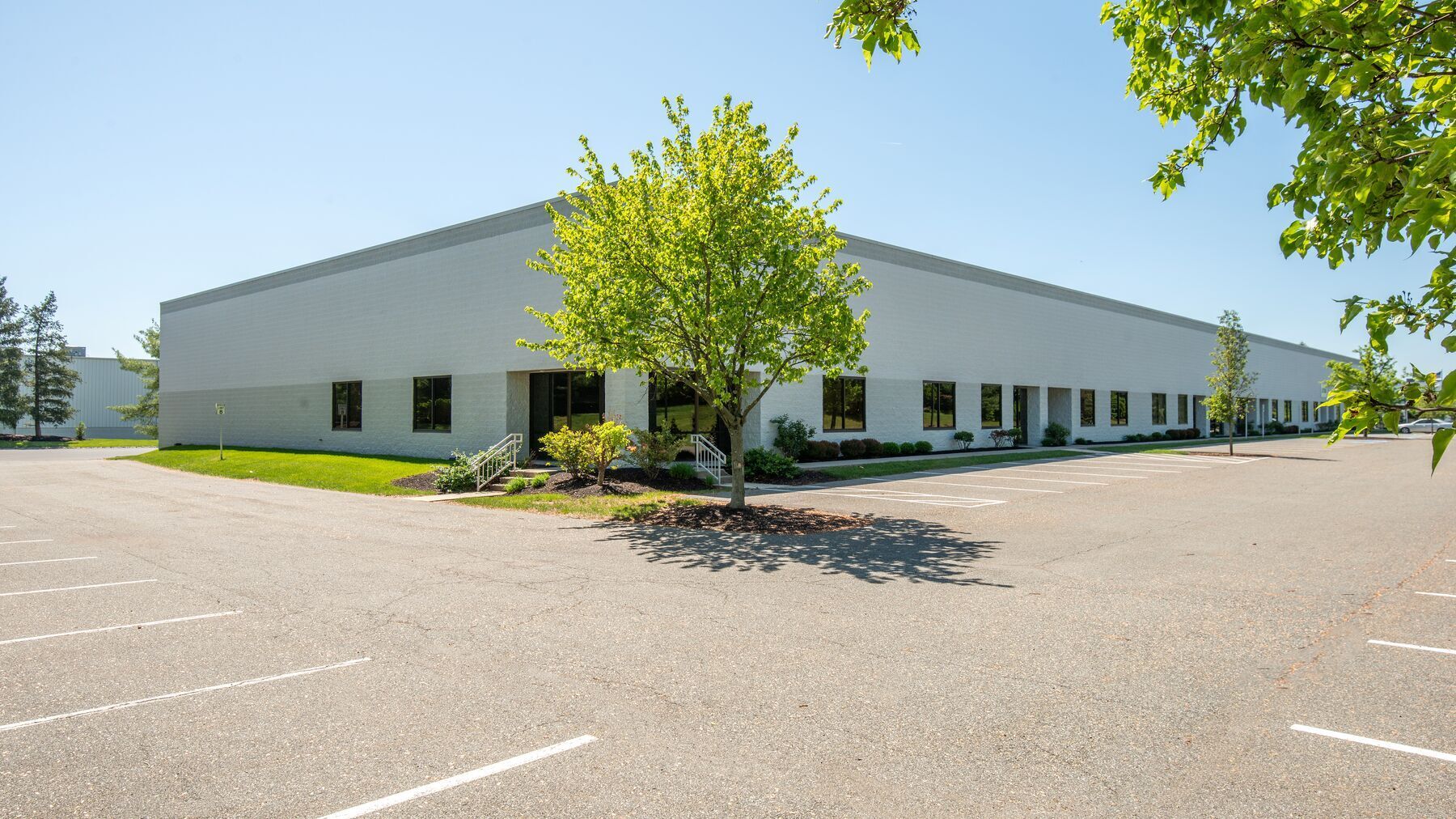 6520 Stonegate Dr, Allentown, PA for lease Building Photo- Image 1 of 6