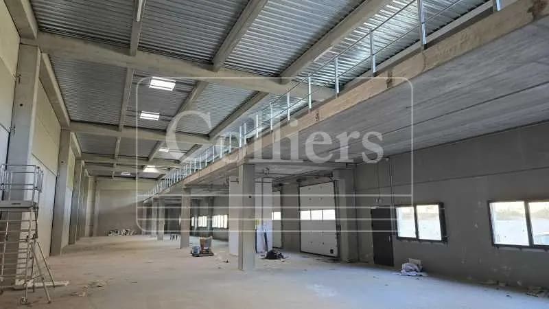 Flex in La Ciotat for lease - Interior Photo - Image 3 of 8