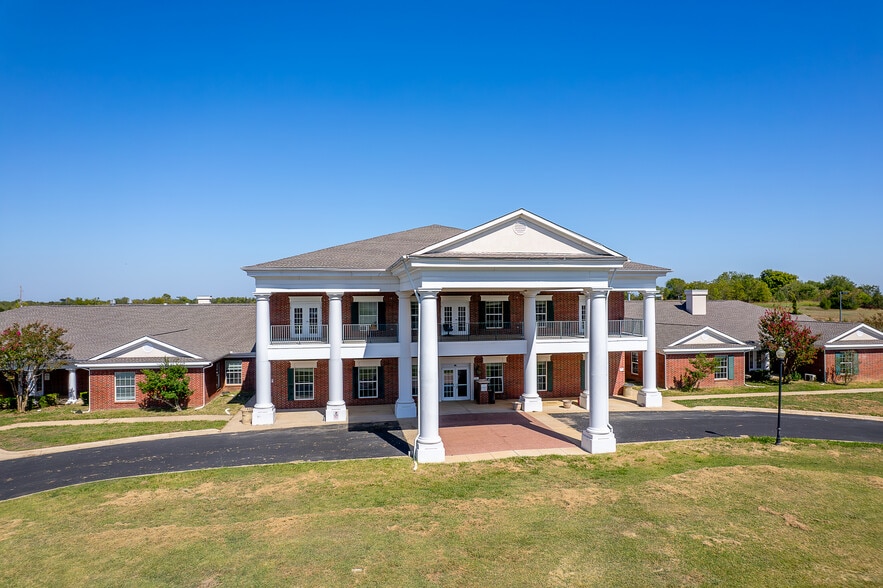 2815 E Jackson St, Hugo, OK for lease - Building Photo - Image 3 of 18