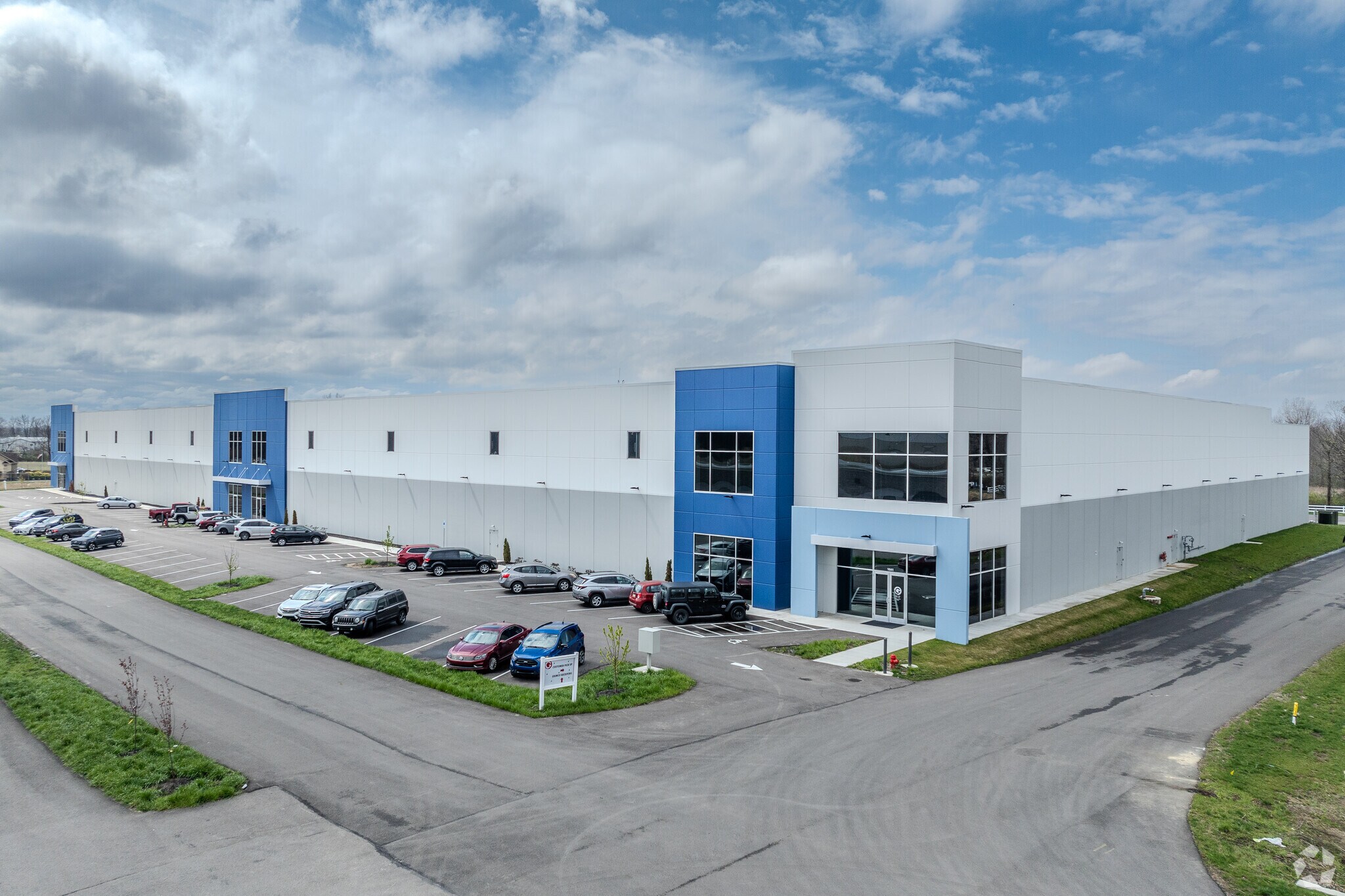 1641 Taylor Rd, Gahanna, OH for sale Primary Photo- Image 1 of 1