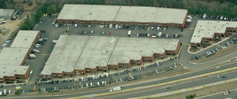 8241 Backlick Rd, Lorton, VA for lease - Building Photo - Image 3 of 7