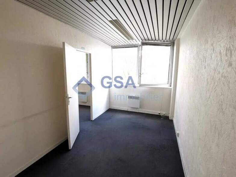 Office in Évry-Courcouronnes for lease - Interior Photo - Image 3 of 5