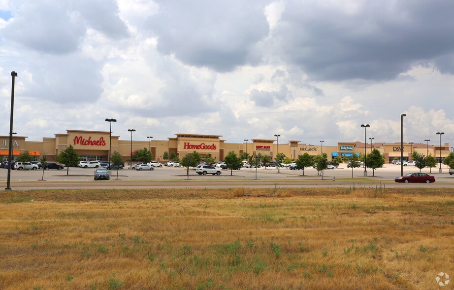 Hwy 121, Euless, TX for lease - Primary Photo - Image 1 of 9