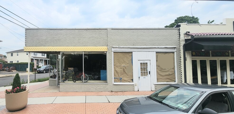99-101 Manorhaven Blvd, Port Washington, NY for sale - Building Photo - Image 1 of 1