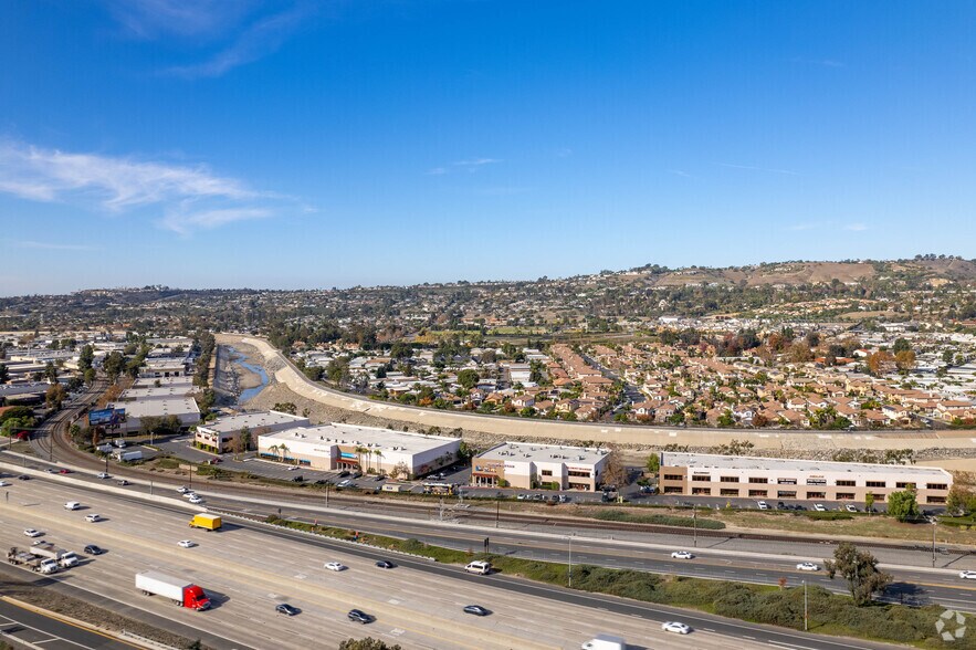 32421-32423 Calle Perfecto, San Juan Capistrano, CA for lease - Aerial - Image 2 of 26