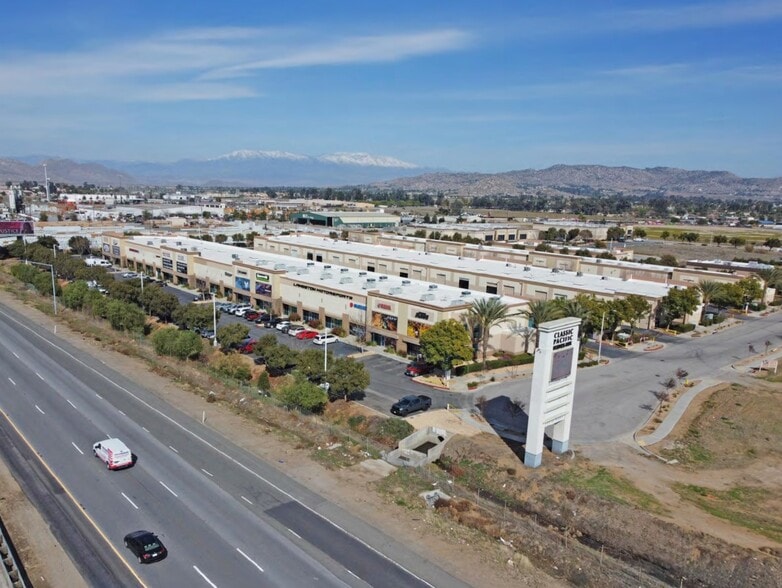 1654 Illinois Ave, Perris, CA for lease - Building Photo - Image 3 of 5