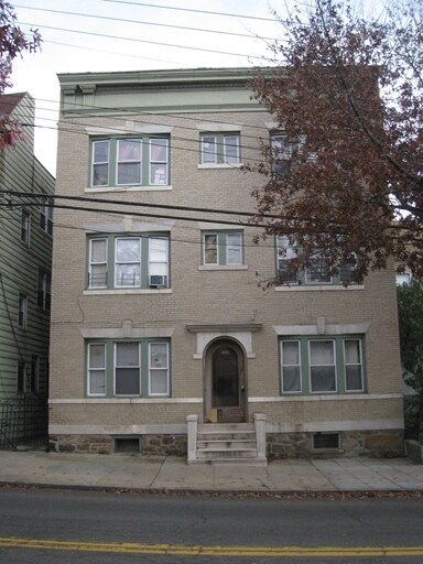 155 Webster Ave, New Rochelle, NY for sale - Primary Photo - Image 1 of 1
