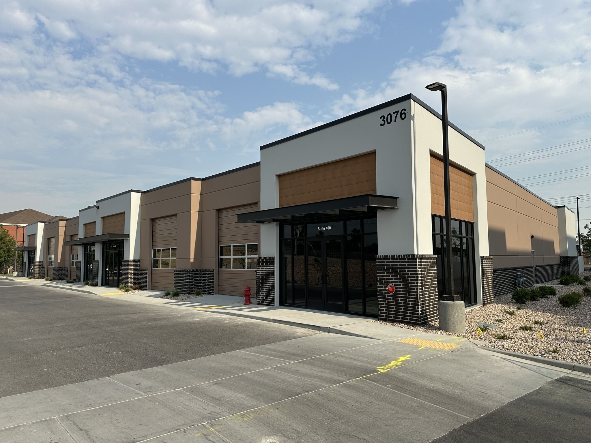 3076 Decker Lake Dr, West Valley City, UT for lease Building Photo- Image 1 of 16