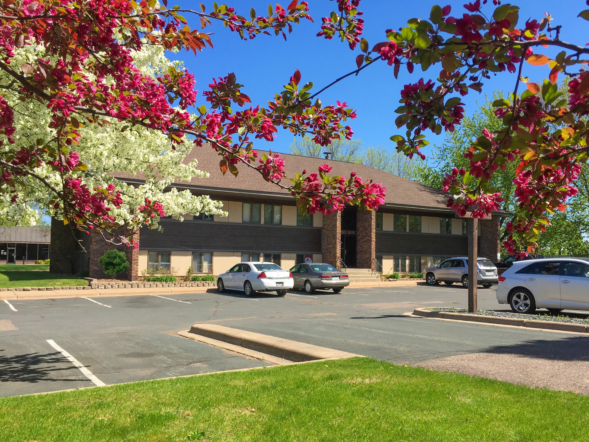 3564 Rolling View Dr, White Bear Lake, MN for sale Building Photo- Image 1 of 1