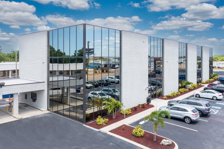 6709 Ridge Rd, Port Richey, FL for sale - Building Photo - Image 1 of 1