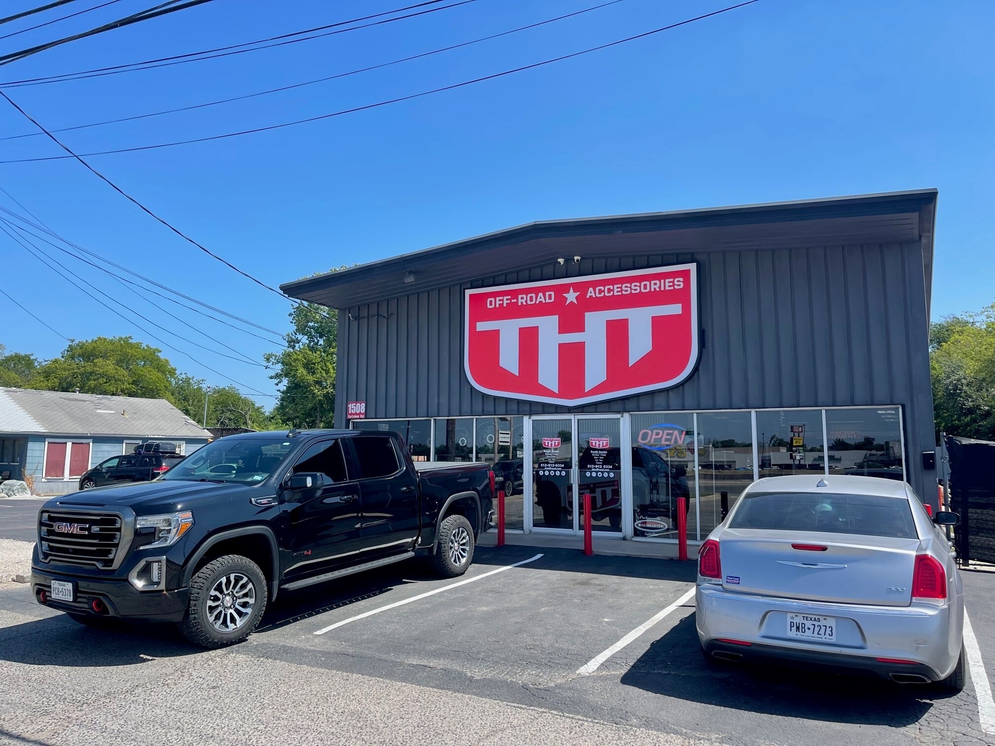 1508 and 1600 Fort View Rd portfolio of 2 properties for sale on LoopNet.com Building Photo- Image 1 of 10