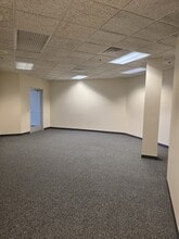 258 Corporate Dr, Madison, WI for lease Interior Photo- Image 2 of 3