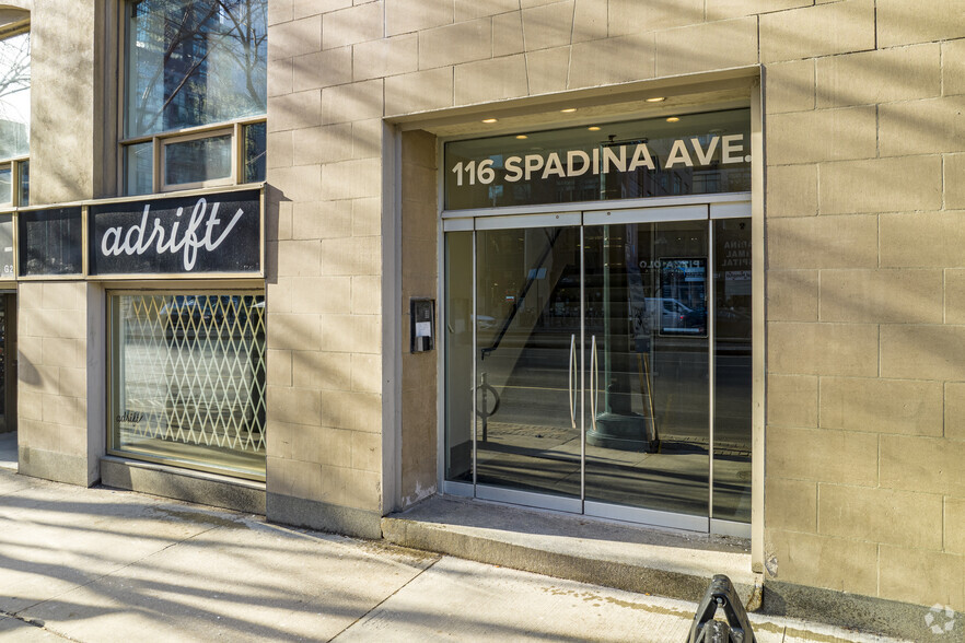 116 Spadina Ave, Toronto, ON for lease - Building Photo - Image 3 of 5