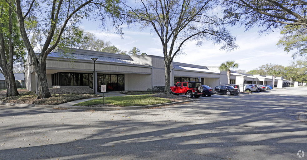 6700 Southpoint Pky, Jacksonville, FL for lease - Primary Photo - Image 1 of 4