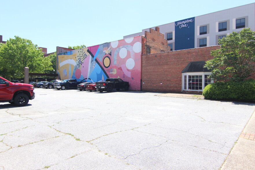 1211 Broadway, Columbus, GA for lease - Building Photo - Image 3 of 8