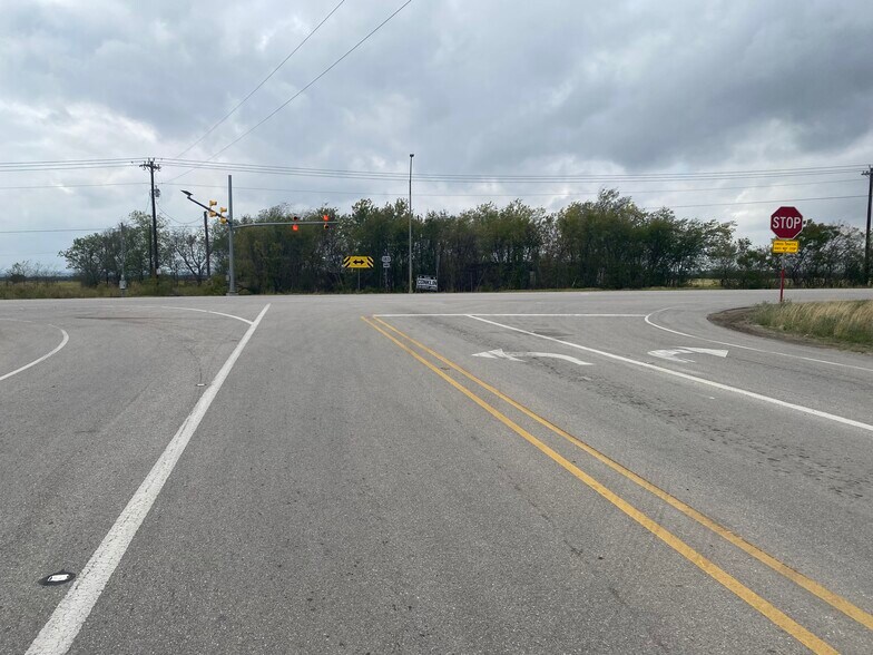 12801 HWY 183, Florence, TX for sale - Building Photo - Image 1 of 1