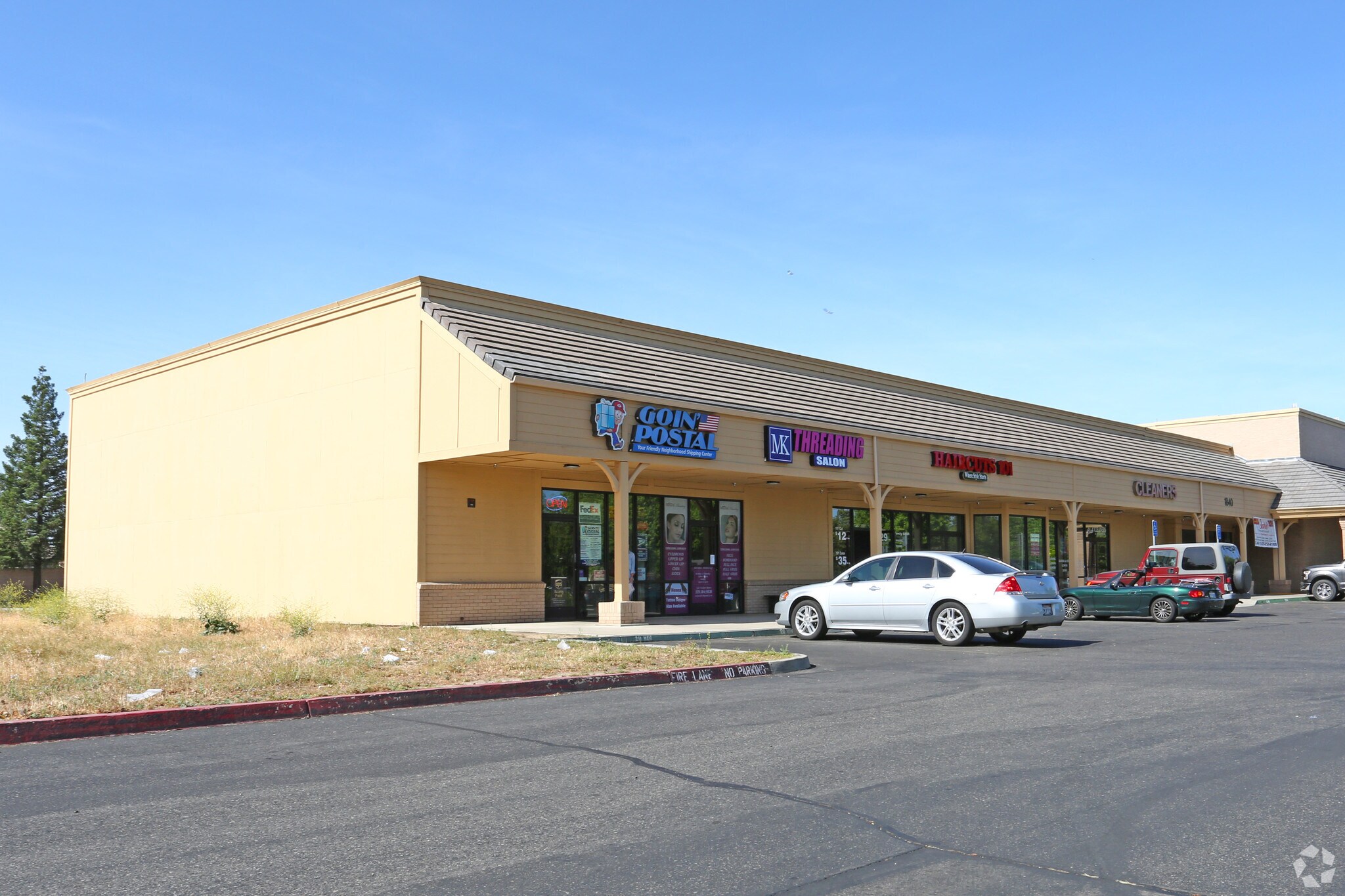 1840 Shaw Ave, Clovis, CA 93611
