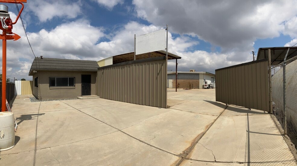 1224 21st St, Bakersfield, CA for sale - Building Photo - Image 1 of 12