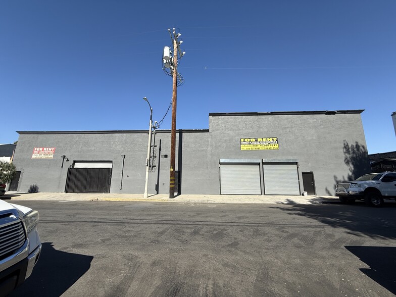 425 E 58th St, Los Angeles, CA for lease - Building Photo - Image 1 of 54