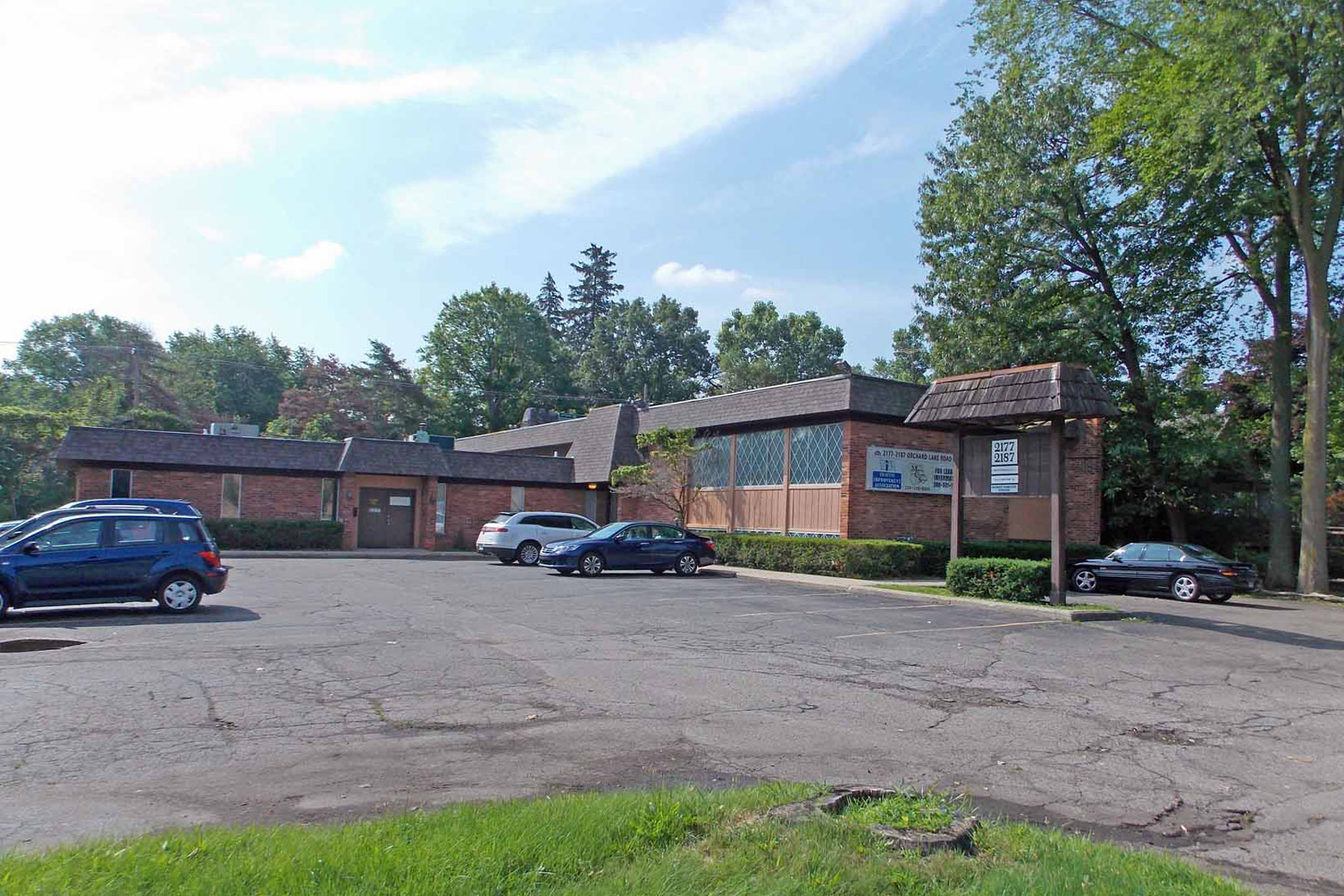 2177-2187 Orchard Lake Rd, Sylvan Lake, MI 48320 - Office for Sale ...