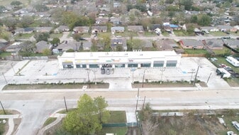 3930 Anderson Rd, Houston TX - Storefront Property