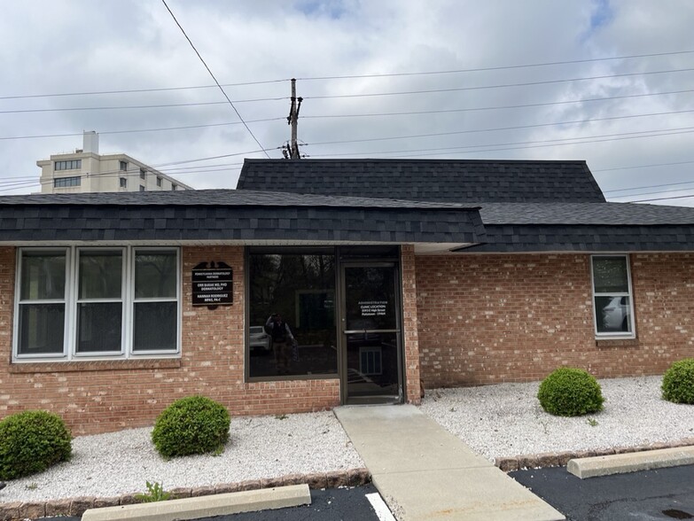 1630 East High St, Pottstown, PA for lease - Building Photo - Image 2 of 2