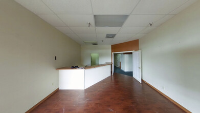 41206-41334 U.S. Highway 19 N, Tarpon Springs, FL for lease Interior Photo- Image 1 of 13