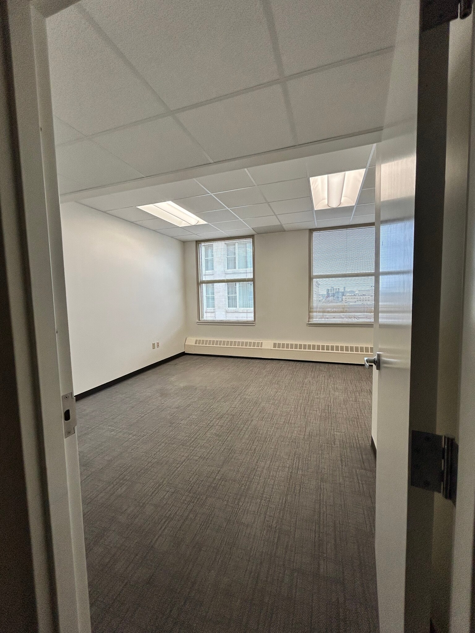 710 N Plankinton Ave, Milwaukee, WI for lease Building Photo- Image 1 of 2