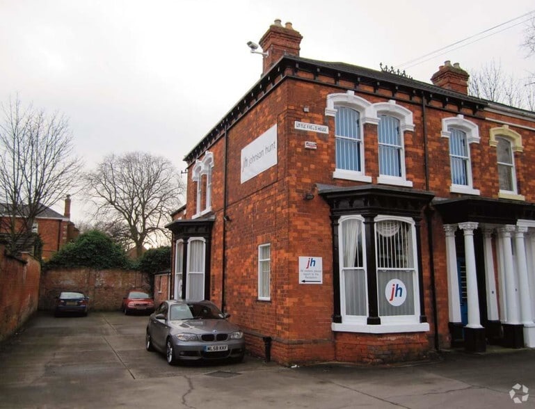 15 Dudley St, Grimsby for sale - Primary Photo - Image 1 of 1