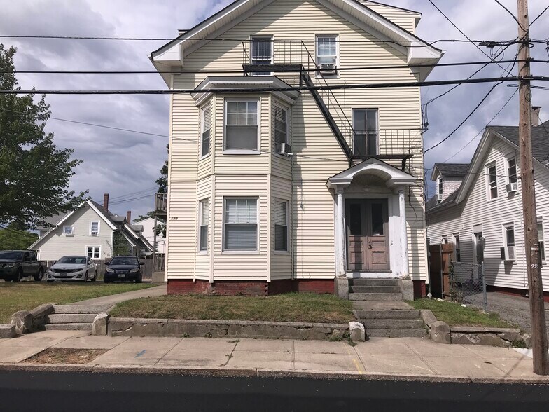 199 West Ave, Pawtucket, RI for sale - Primary Photo - Image 1 of 1